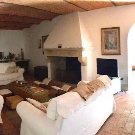 Poggio Ai Due Pini Kır Evi