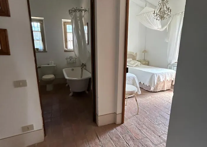 Poggio Ai Due Pini *
